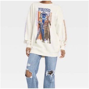 New Marvel Women’s Oversized Wakanda Forever Black Panther Sweatshirt Size Large